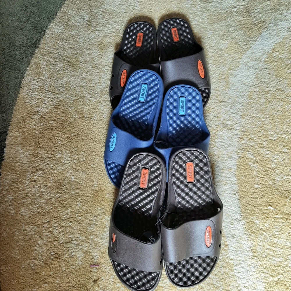 Kids sandals. BOYS or GIRLS 👧🏾 👦